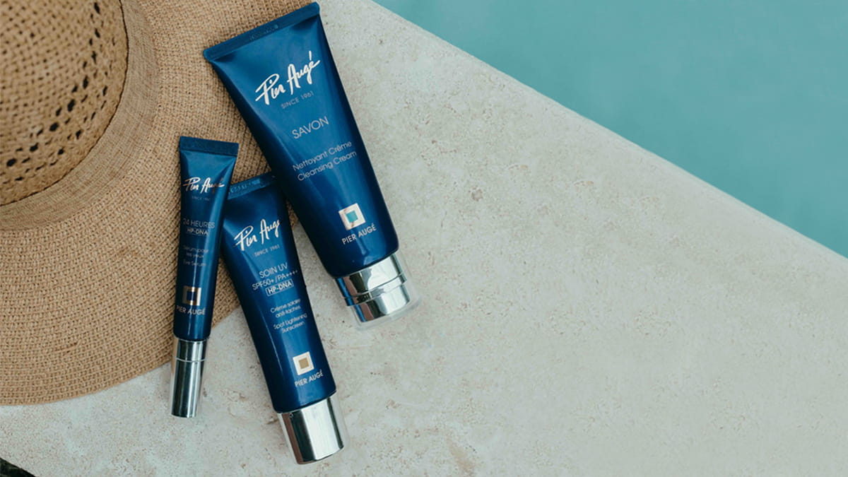 Crème solaire antitaches : guide complet pour une peau uniforme