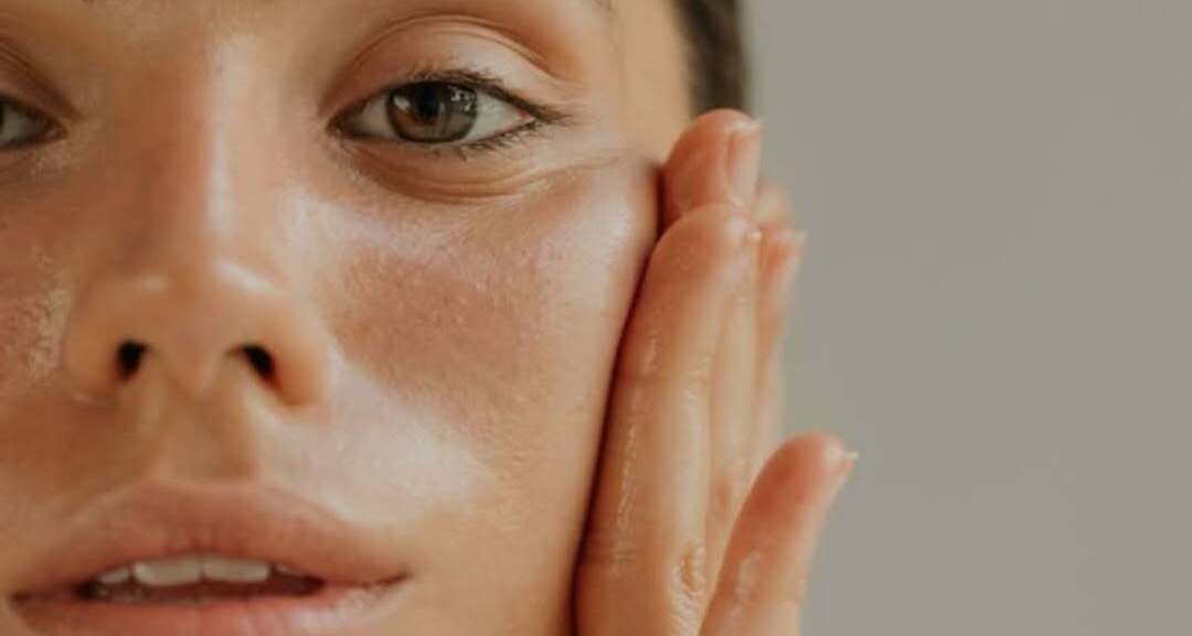 Masque Douce Aura Pier Augé au PDRN pour révéler l’éclat naturel du visage
