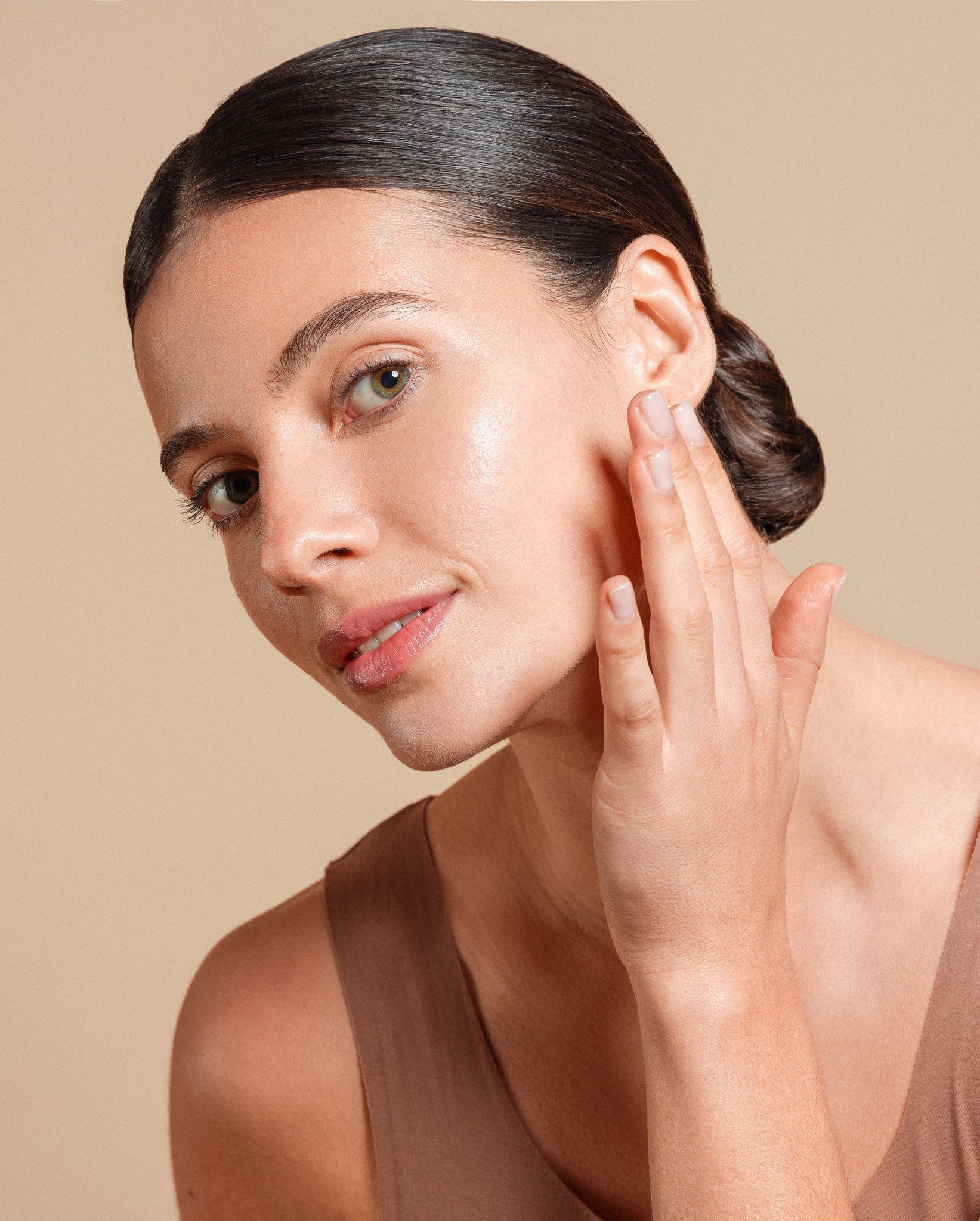 Routine de double nettoyage visage pour une peau saine - Pier Augé