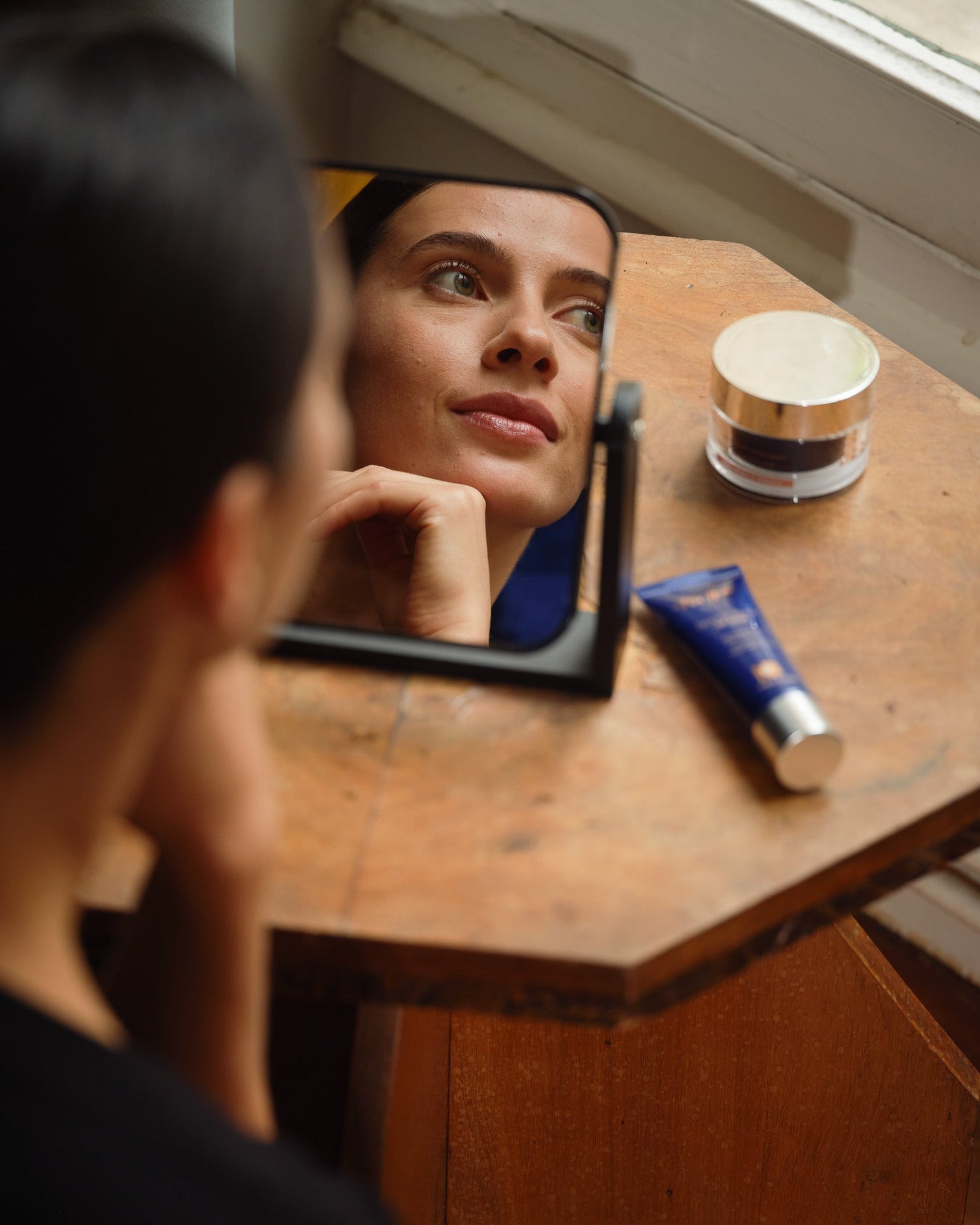 Microbiome cutané : pourquoi l’équilibre de votre flore est la clé d’une peau saine ?